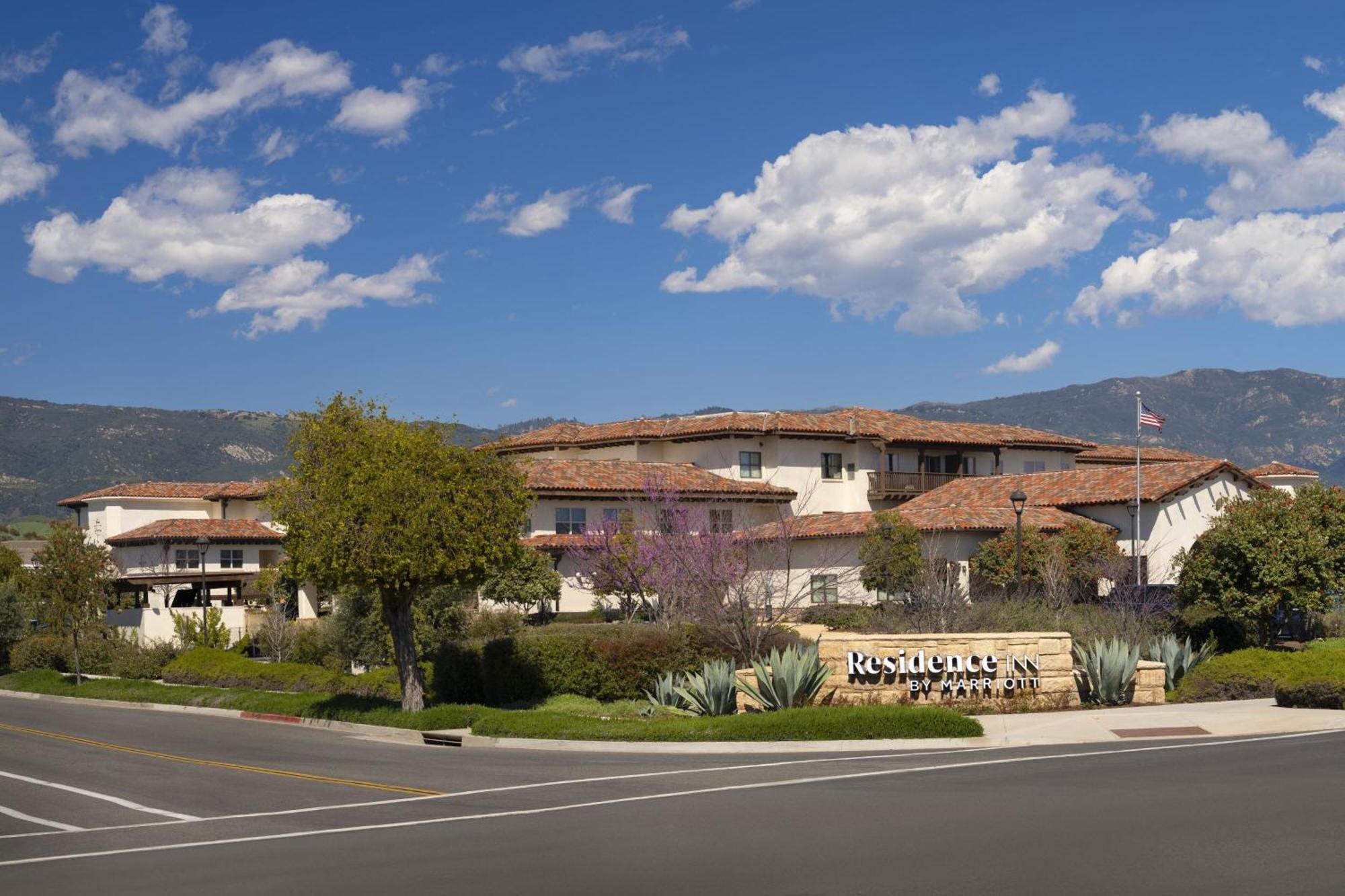 Residence Inn By Marriott Santa Barbara Goleta Exterior photo